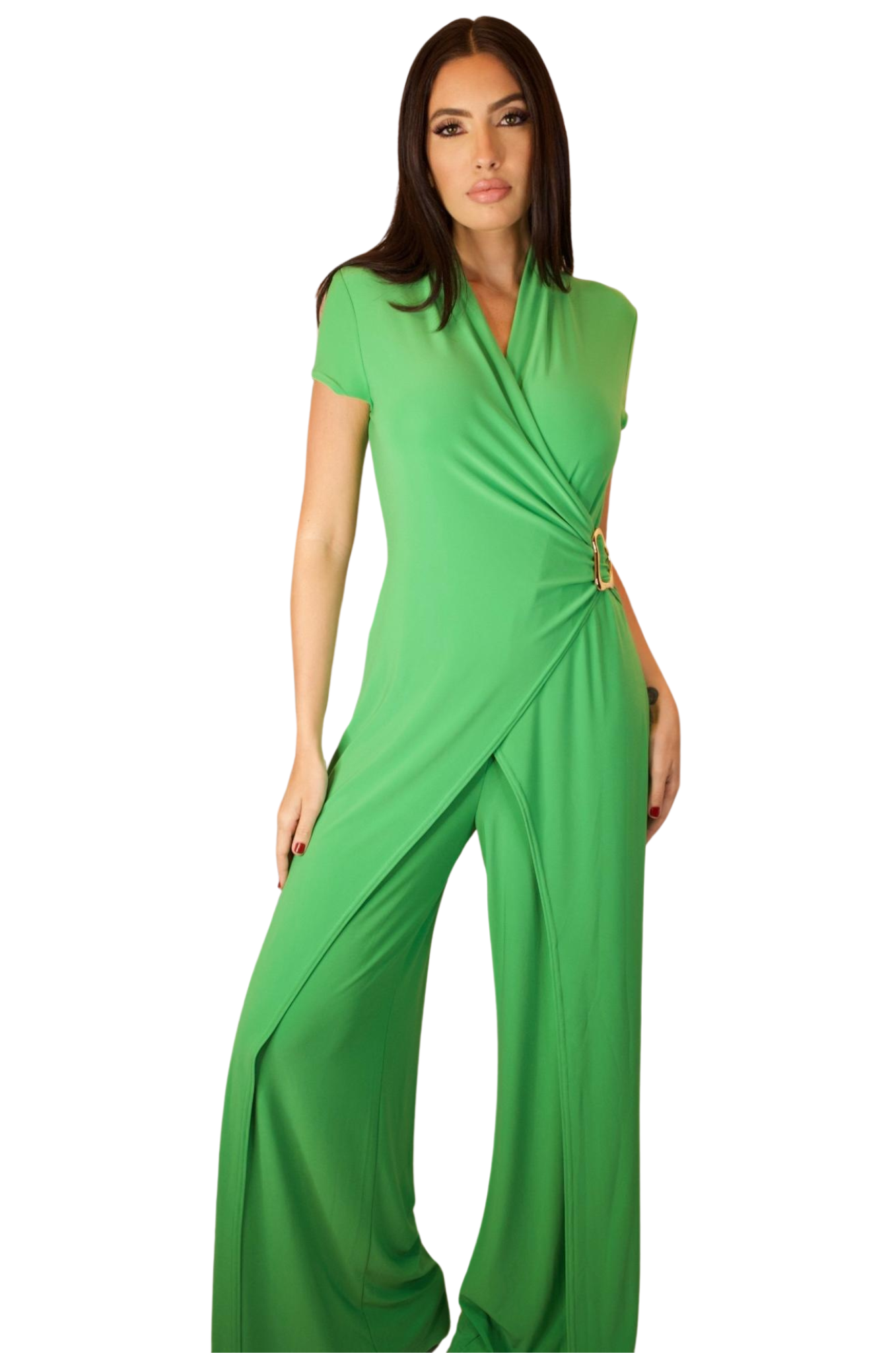 Chic and versatile jumpsuits for women, featuring elegant designs, tailored fits, and comfortable fabrics, perfect for casual outings or semiformal occasions.