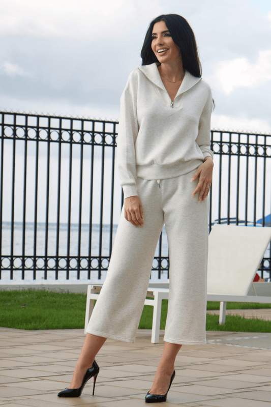 Women's ivory casual wide-leg pant set, featuring a relaxed and stylish two-piece outfit.