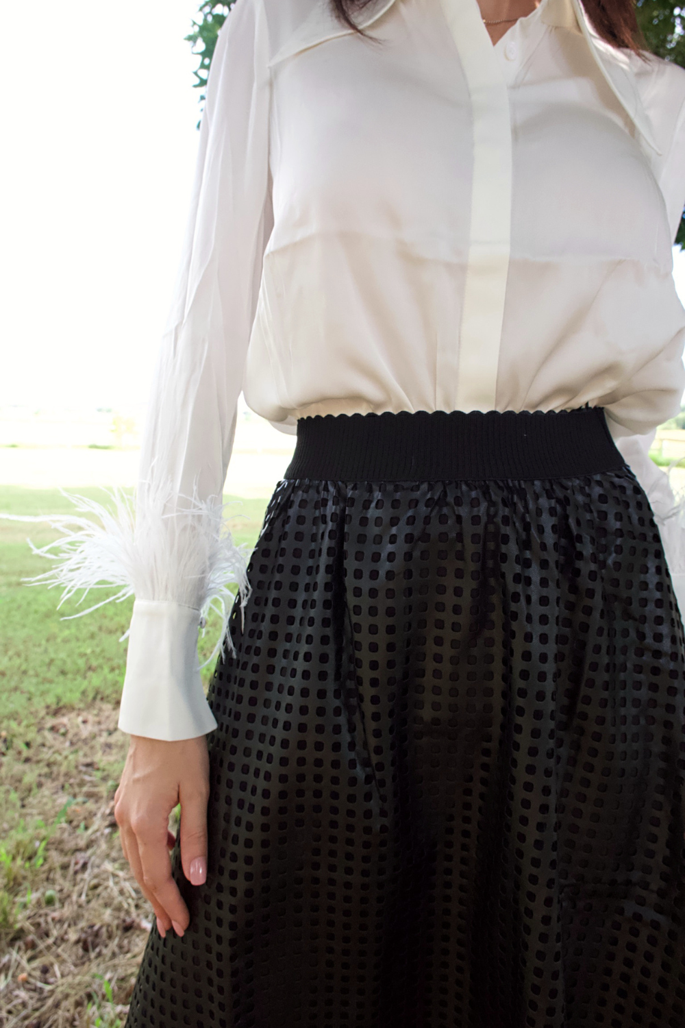 WOMEN  PERFORATED PLEATHER BLACK MIDI SKIRT